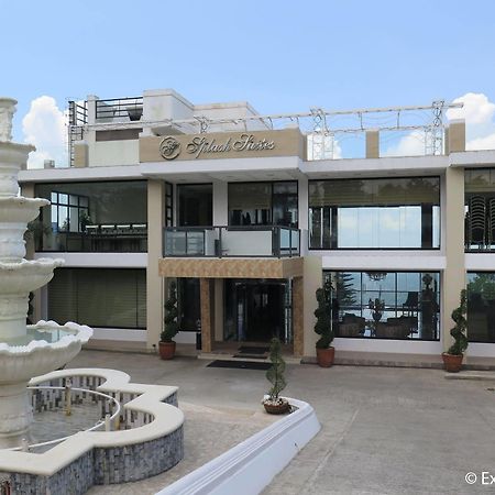 Splash Suites Hotel Tagaytay Cagayuan Екстер'єр фото