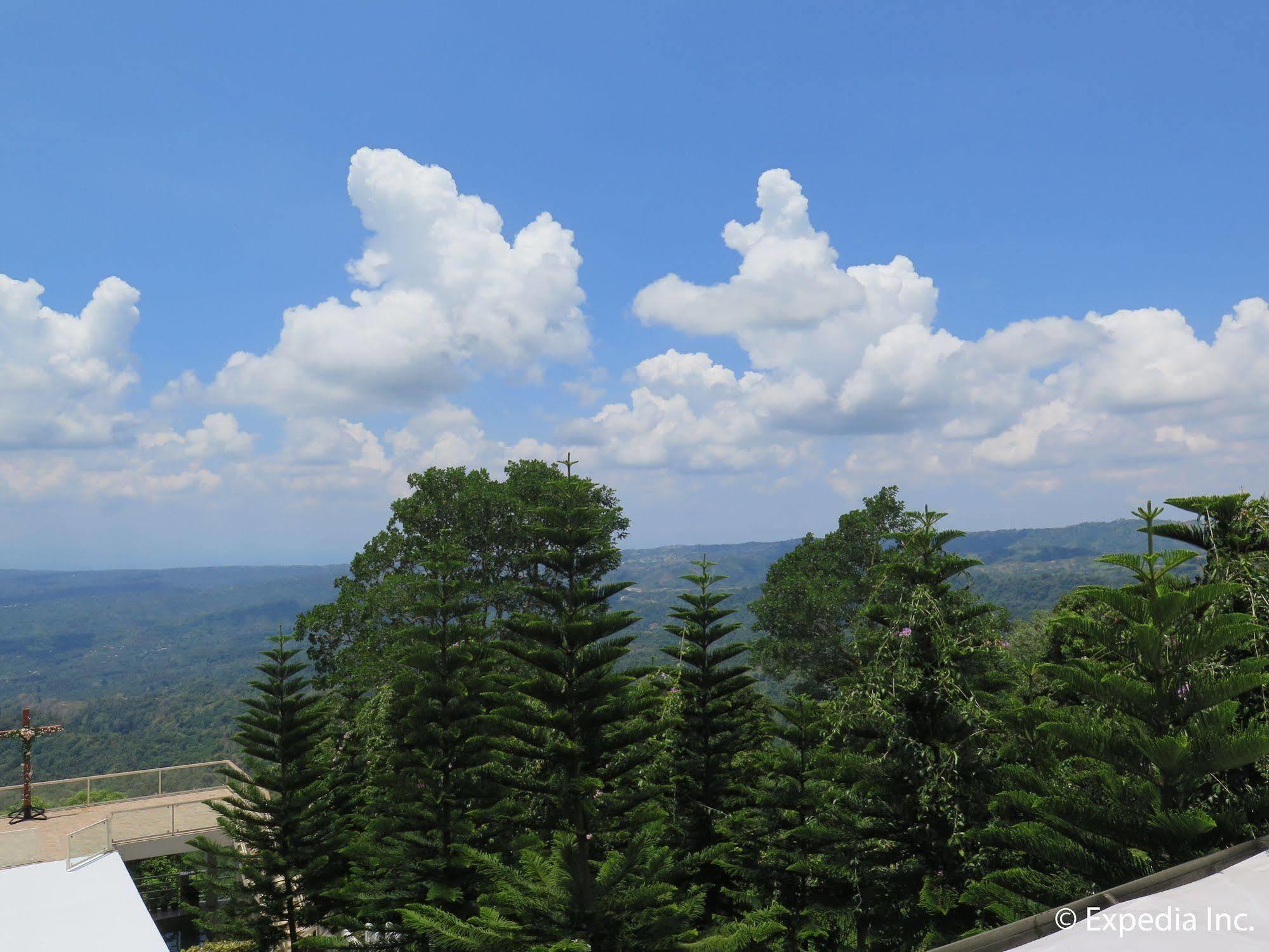 Splash Suites Hotel Tagaytay Cagayuan Екстер'єр фото