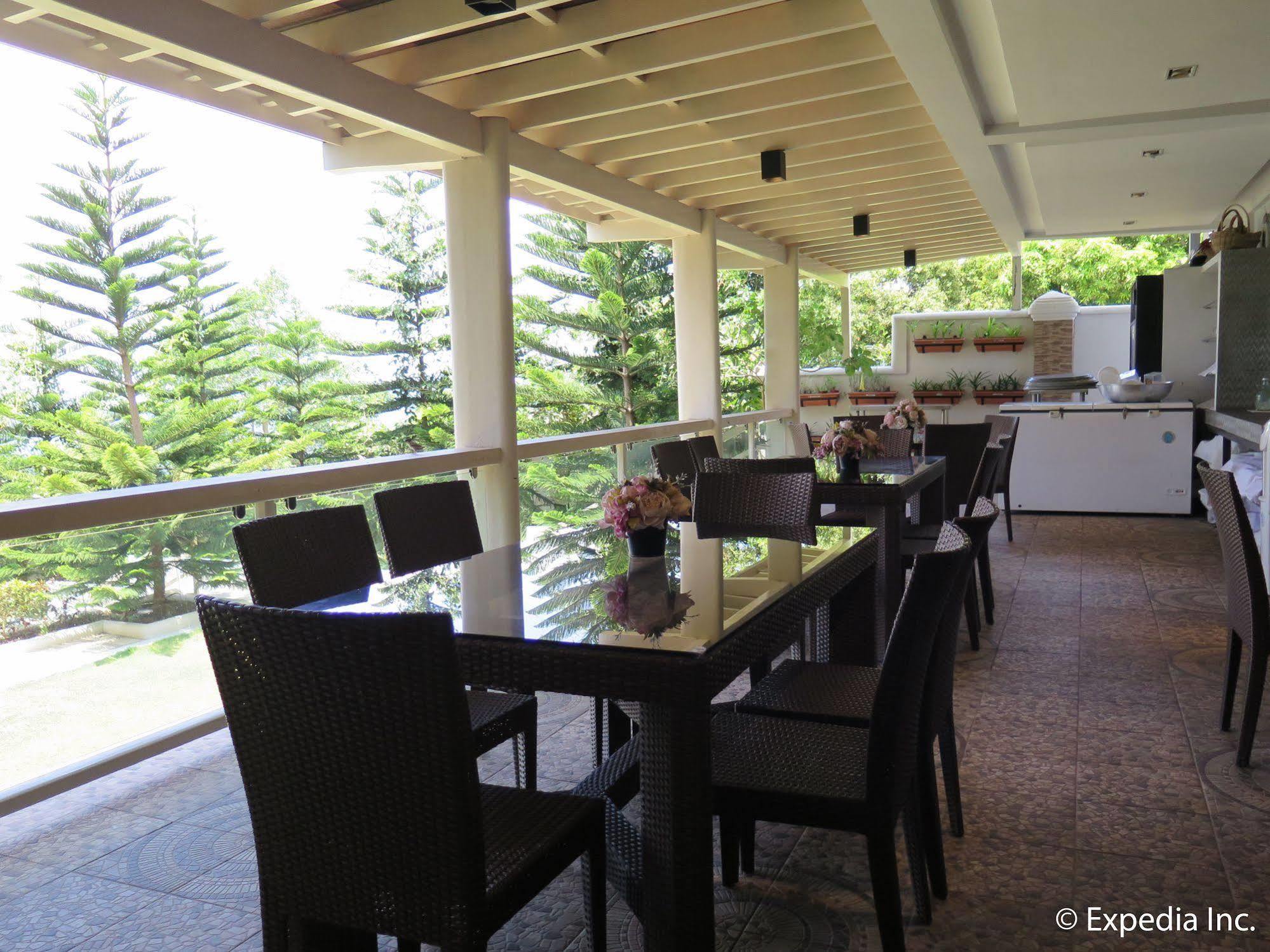 Splash Suites Hotel Tagaytay Cagayuan Екстер'єр фото