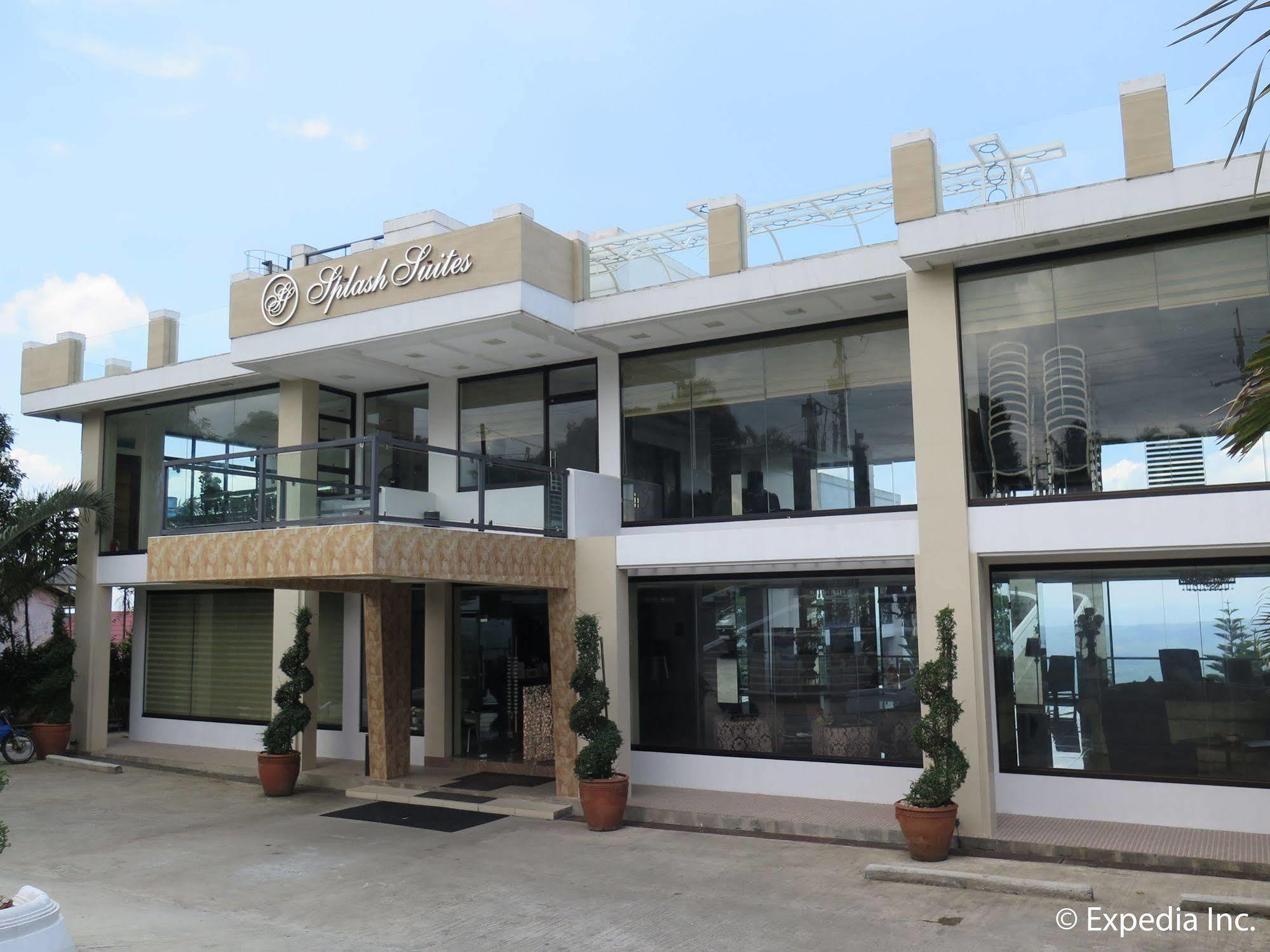 Splash Suites Hotel Tagaytay Cagayuan Екстер'єр фото