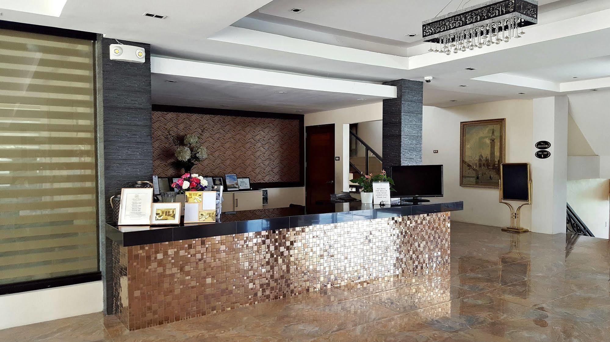 Splash Suites Hotel Tagaytay Cagayuan Екстер'єр фото